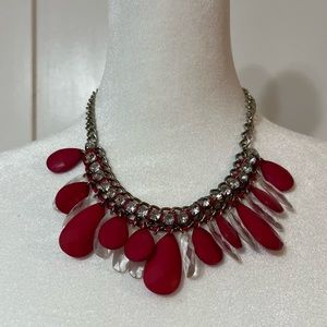 Dark Fuchsia/Clear textured Drop Rhinestone silver Tone Chain Bib Necklace 21”